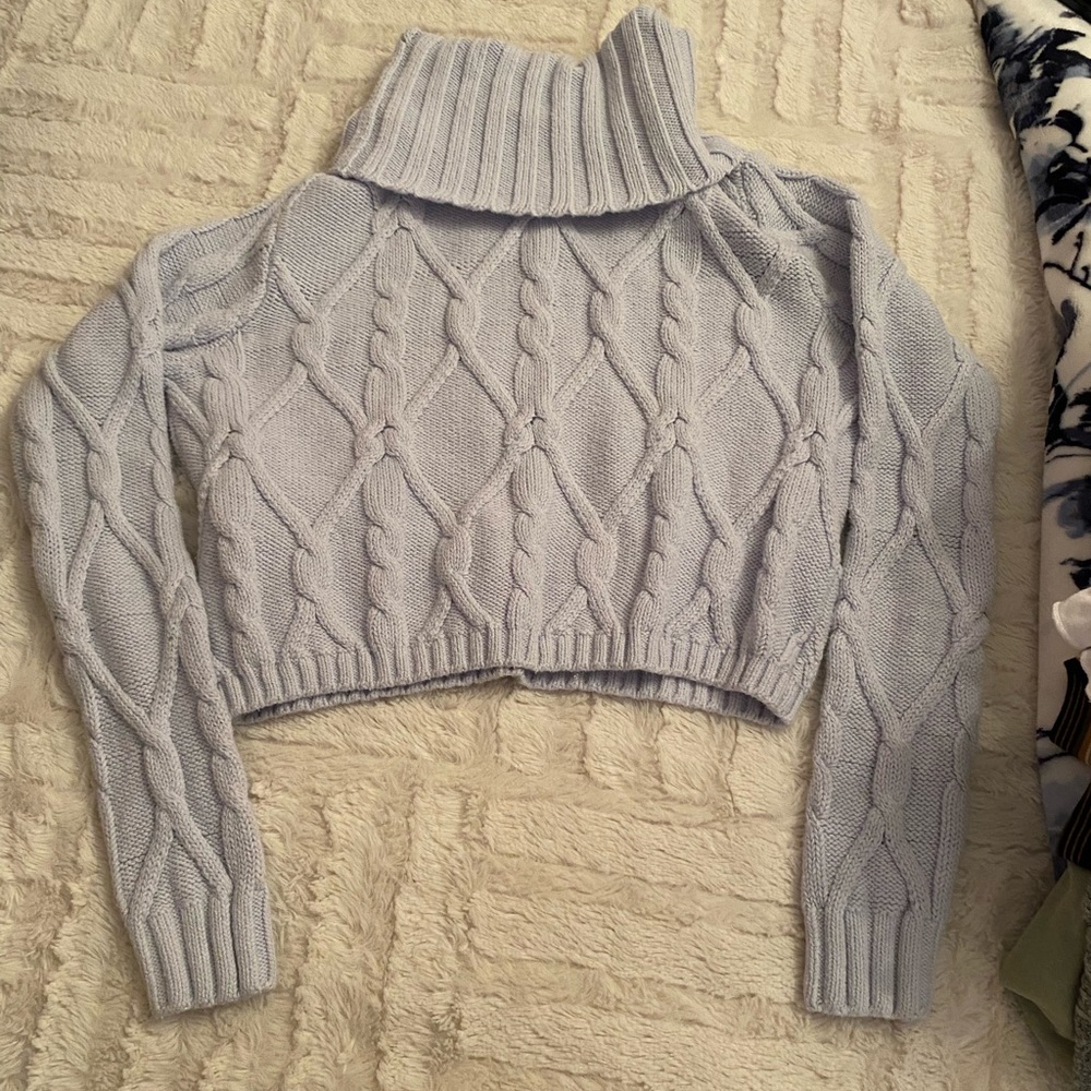 Blue turtle neck sweater. Size: XS. Brand: Hollister